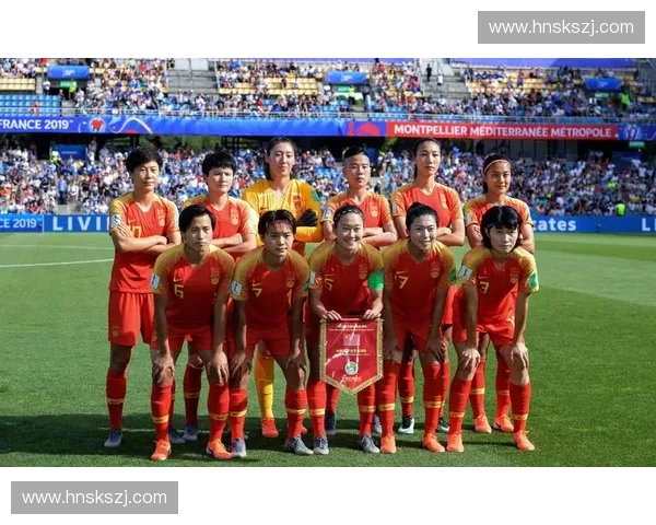 历届世界杯冠亚军回顾与分析：从初赛到巅峰对决的荣耀之路